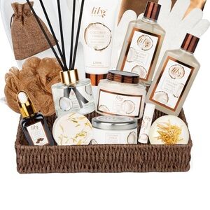 Lily Roy Women's Coconut Vanilla Bath & Body Set - Brown and White